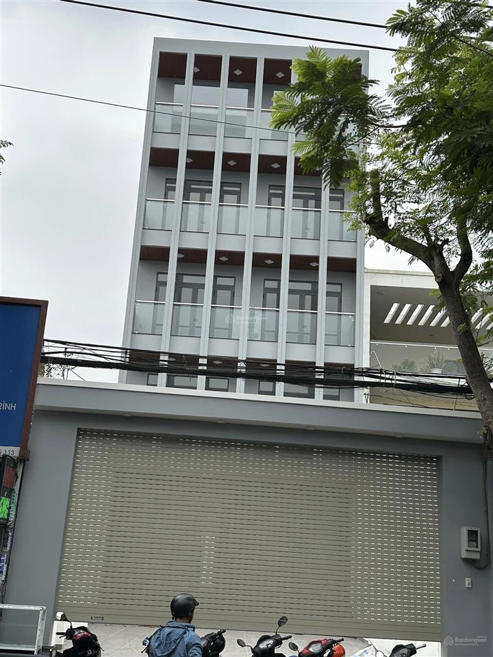 Cho thuê nhà mtkd sầm uất đường tỉnh lộ 10, dt 8x40 5 tầng giá thuê 100tr/tháng  0913 778 *** nhựt