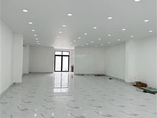 Cho thuê nhà mtkd sầm uất đường tỉnh lộ 10, dt 8x40 5 tầng giá thuê 150tr/tháng  0913 778 *** nhựt