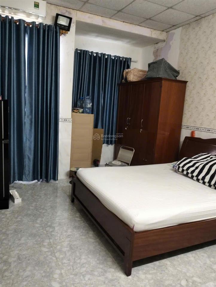 Bán nhà hẻm 4m đường hai tặng dt 4x14m, 1 lầu đúc thật giá 1,65 tỷ.  0913 778 *** nhựt