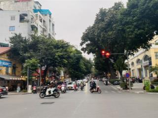 Bán nhà khu vực trần hưng đạo, xây 5 tầng thang máy, 35m2 chỉ 15 tỷ. 10m ra phố