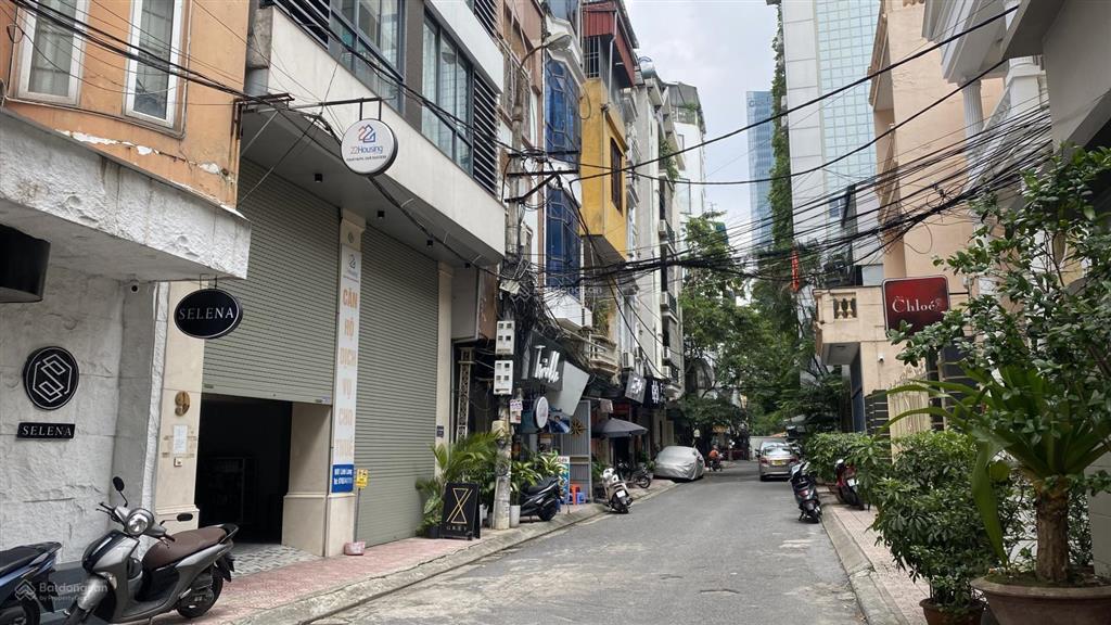 Bán nhà riêng phố đào tấn, ô tô tránh. diện tích 50m2 lô góc, mặt tiền rộng, 6 tầng thang máy 27 tỷ