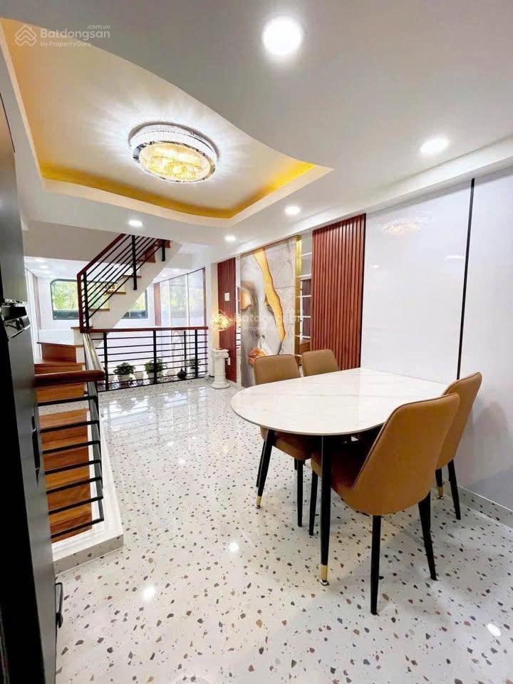 Mặt tiền khu k300 dt khủng 202m2 34 tỷ tl