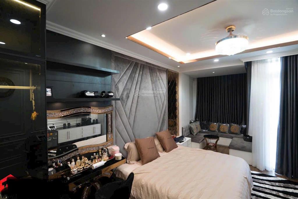Mặt tiền bàu cát 4 tầng full nội thất chỉ 16 tỷ tl