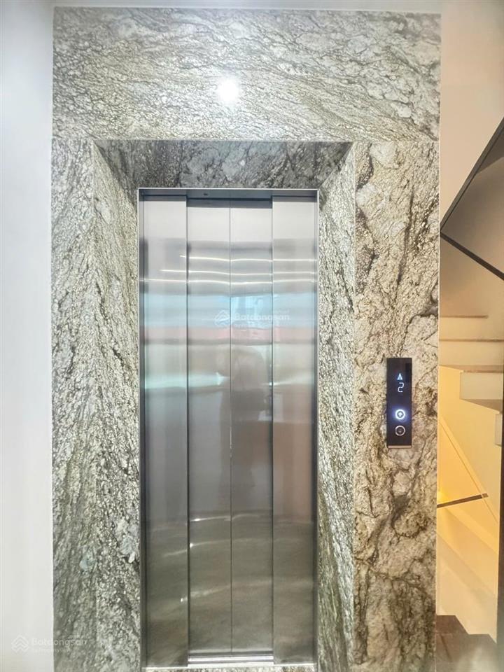 Siêu sốc! đội cấn trung tâm ba đình 6 tầng thang máy  40m2 chỉ nhỉnh 8 tỷ  50m ra phố xây mới