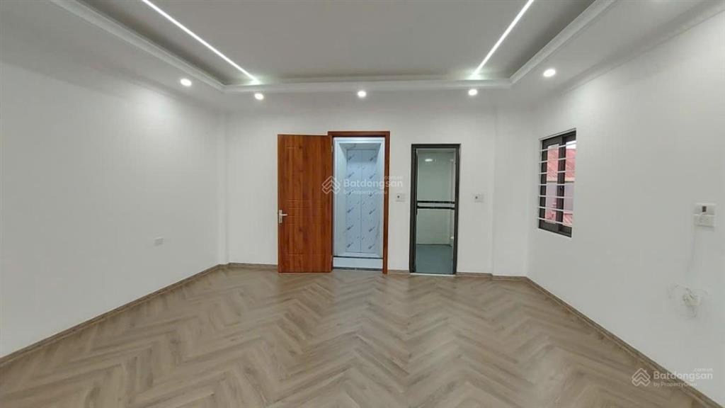 Siêu hiếm! 60m2 6 tầng thang máy ngay phố văn cao trung tâm ba đình, tây hồ  ô tô vào nhà 17 tỷ