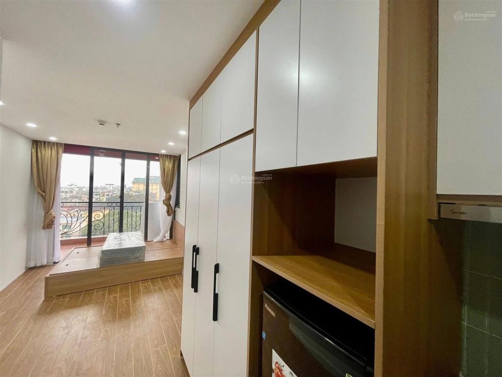 Siêu vip toà nhà 9 tầng thang máy 136m2 ở phố hoàng quốc việt trung tâm quận cầu giấy 2,3 tỷ/năm