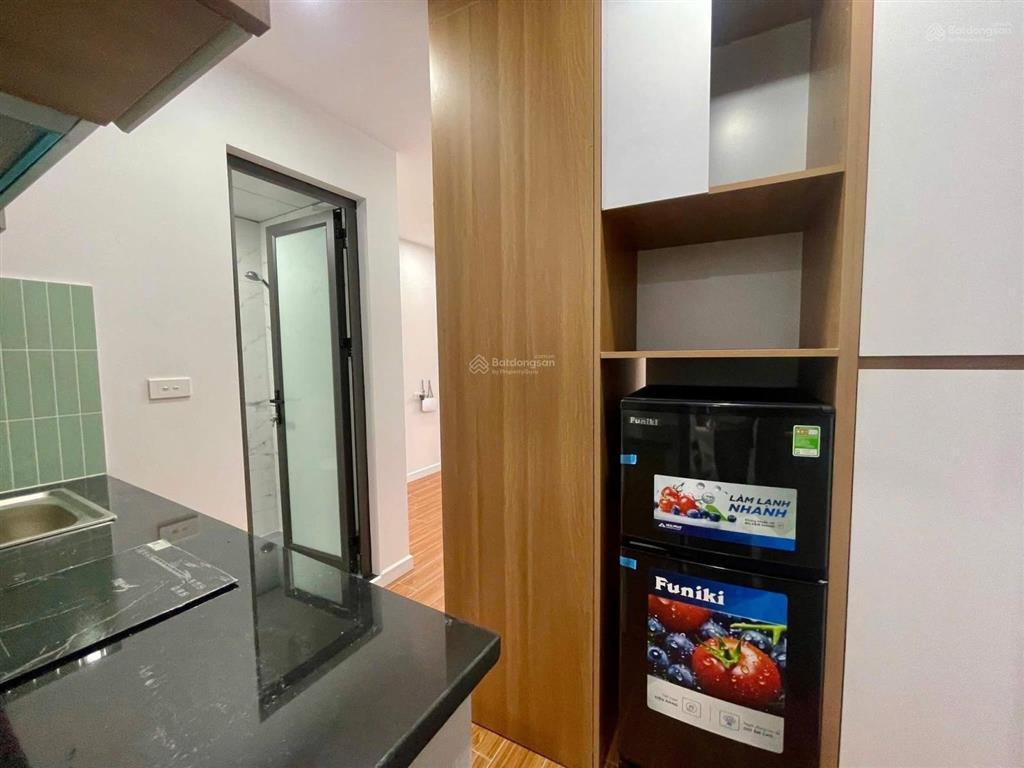 Siêu vip toà nhà 9 tầng thang máy 136m2 ở phố hoàng quốc việt trung tâm quận cầu giấy 2,3 tỷ/năm
