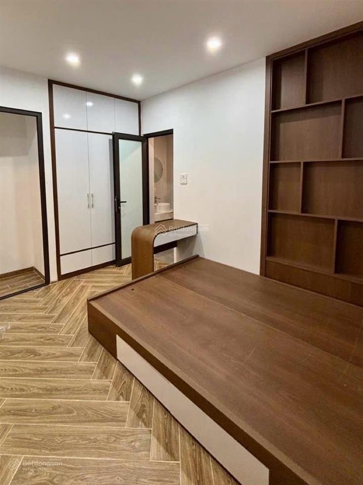 Siêu vip chdv dòng tiền 68m2  16 phòng khép kín  7 tầng thang máy ở phố hoàng hoa thám  tây hồ