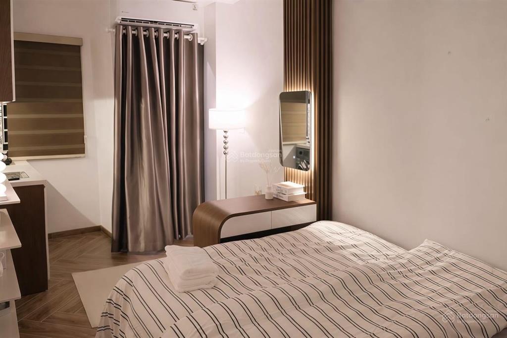 Siêu vip chdv dòng tiền 68m2  16 phòng khép kín  7 tầng thang máy ở phố hoàng hoa thám  tây hồ