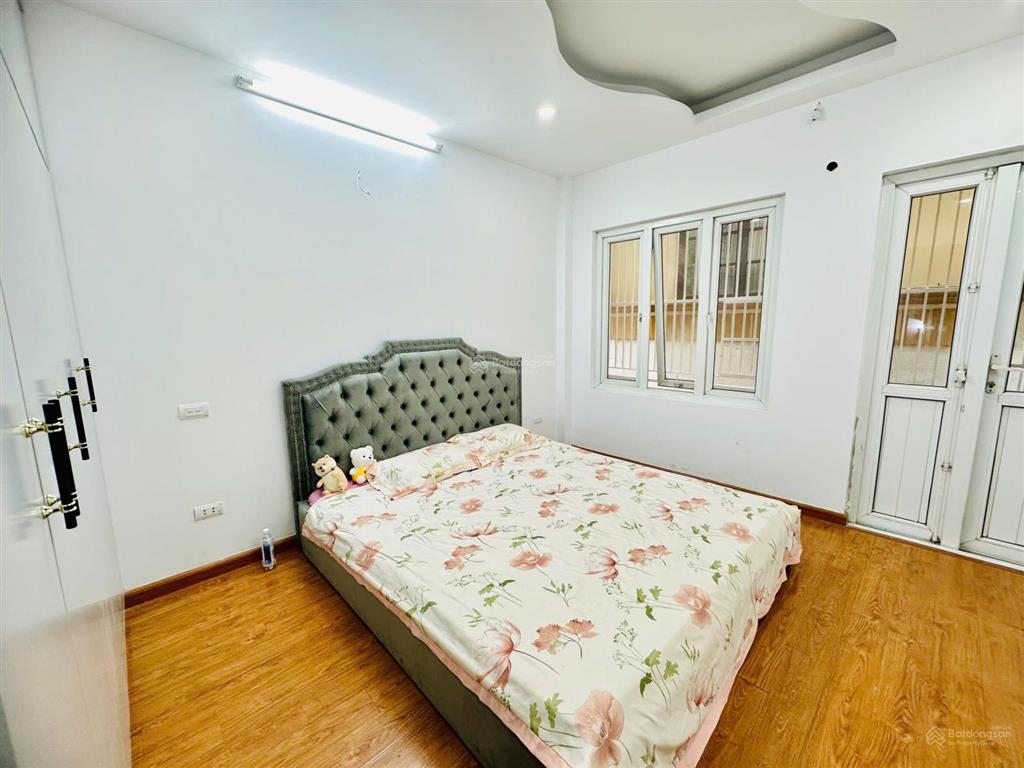 Duy nhất 1 căn ở phố hoàng hoa thám ba đình tây hồ 40m2 5 tầng dân xây full nội thất chỉ 8.6tỷ