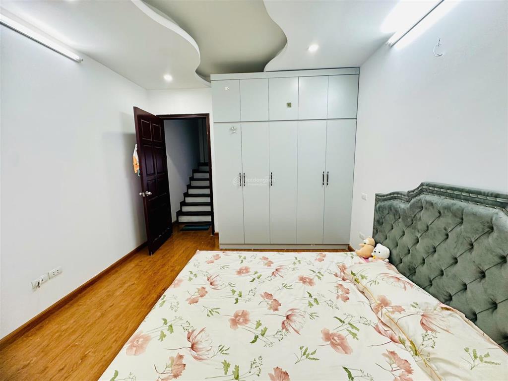 Duy nhất 1 căn ở phố hoàng hoa thám ba đình tây hồ 40m2 5 tầng dân xây full nội thất chỉ 8.6tỷ