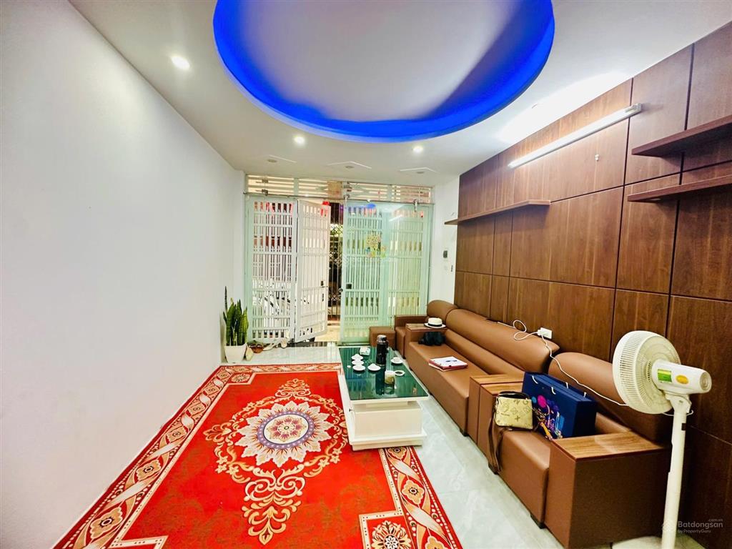 Duy nhất 1 căn ở phố hoàng hoa thám ba đình tây hồ 40m2 5 tầng dân xây full nội thất chỉ 8.6tỷ