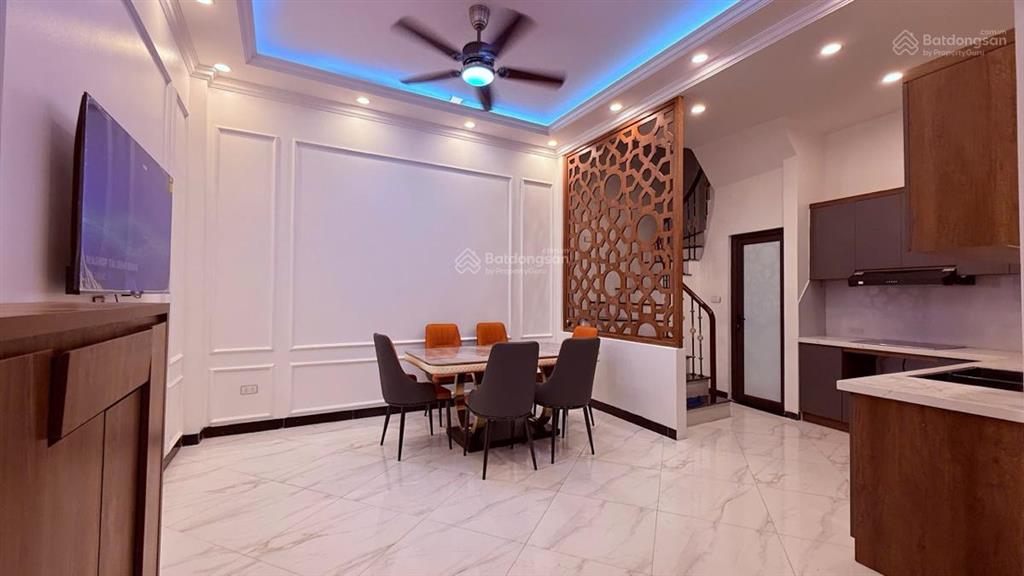 Văn cao  liễu giai 35m2  5 tầng nhà mới  dân xây  chỉ nhỉnh 7 tỷ  full nội thất