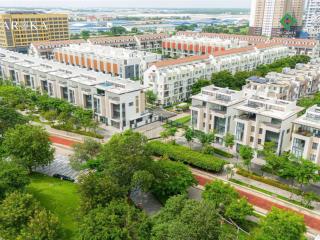 Biệt thự liền kề nhật bản ngang 6 dài 19 kế bên là công viên lớn diện tích sàn 365m2