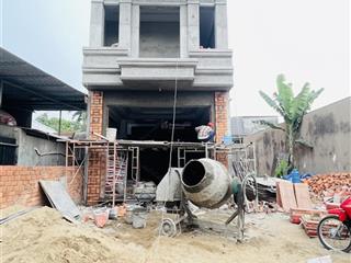 Nhà mới 1 trệt 1 lầu hoàn công đông hoà dĩ an gần siêu thị go