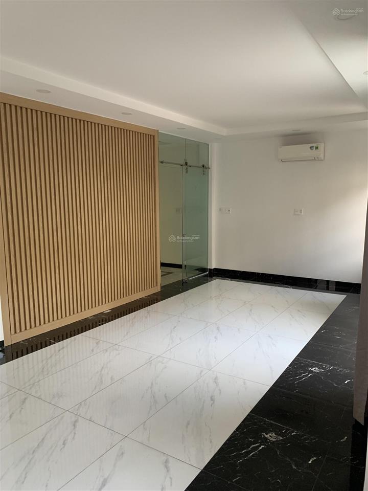 Cho thuê biệt thự cityland p10 gò vấp. diện tích 12x20m, 4 tầng, 8pn, 8wc có thang máy, máy lạnh