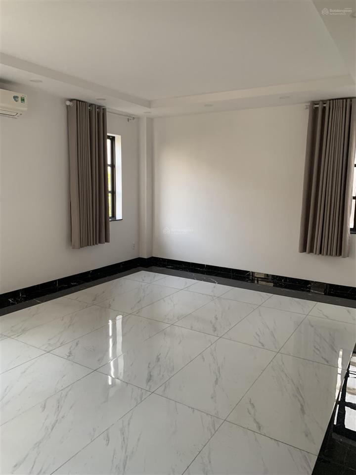Cho thuê biệt thự cityland p10 gò vấp. diện tích 12x20m, 4 tầng, 8pn, 8wc có thang máy, máy lạnh