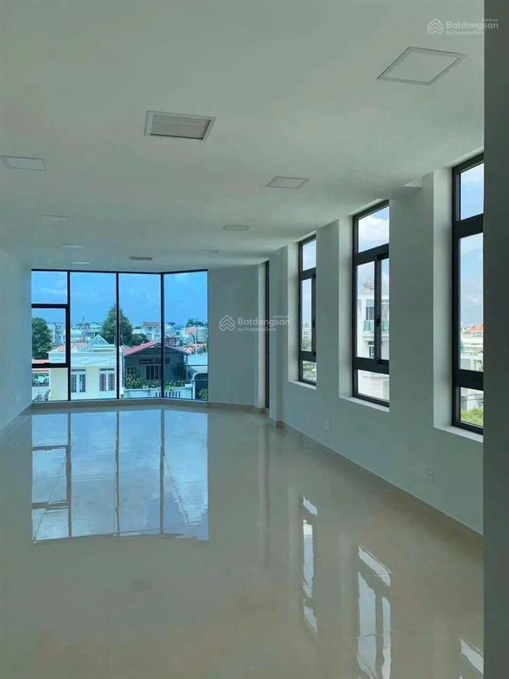 Cho thuê toà nhà mặt tiền nguyễn văn lượng gò vấp. diện tích 5x18m, 6 tầng có hầm. pccc, thang máy