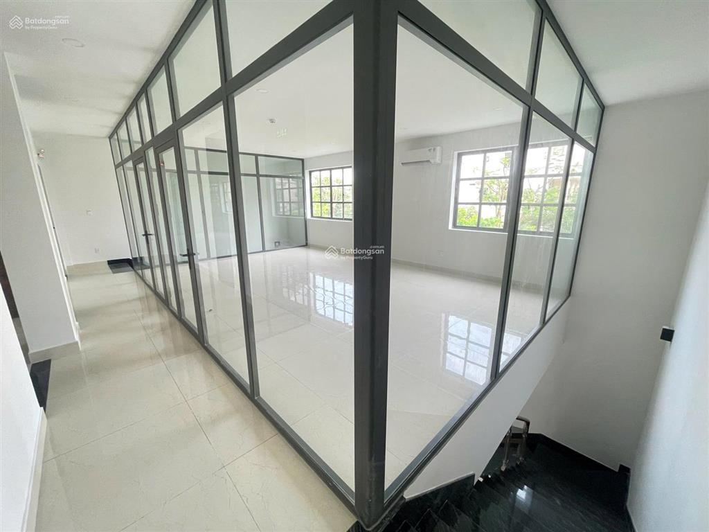 Cho thuê 1 cặp mặt tiền cityland nguyễn văn lượng gò vấp. diện tích 10x20 5 tầng giá 140tr/1 !