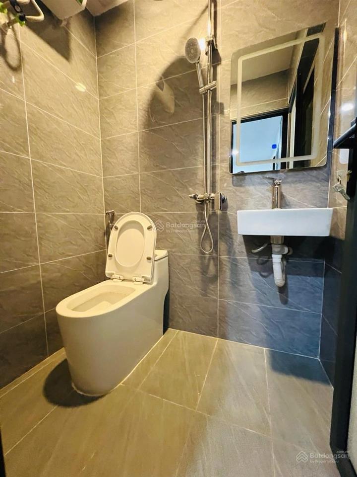 Bán gấp tập thể tầng 2 phố đào tấn. 85m2. lô góc 3 thoáng. thiết kế 3 ngủ 2 vệ sinh. full nội thất