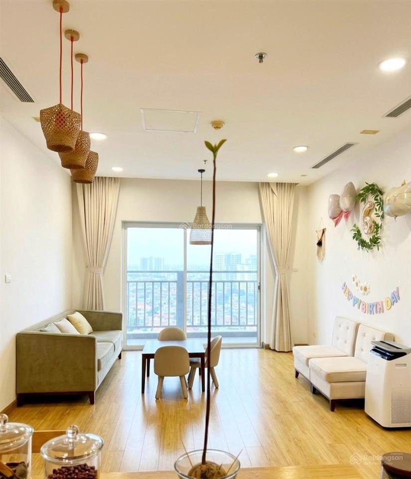 Bán cc phố huỳnh thúc kháng. dt75m2 lô góc. 3 ngủ 2 vệ sinh. tầng trung. giá tốt nhất trong khu vực