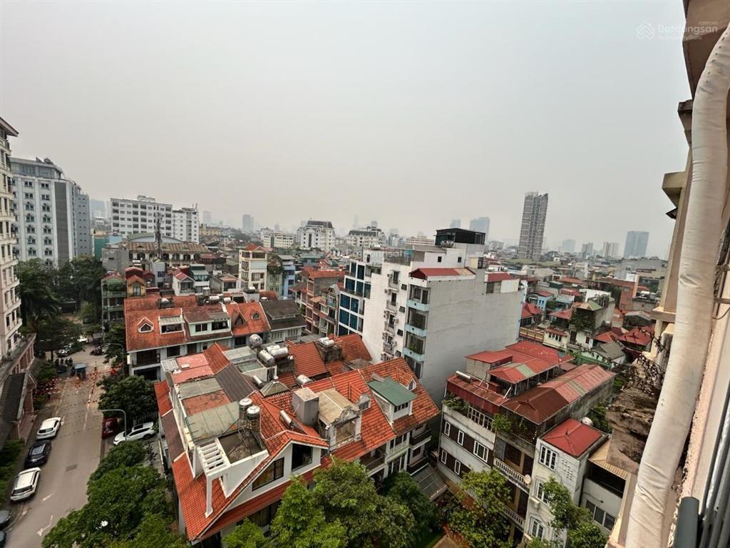 Rẻ nhất ba đình. bán cc số 6 đội nhân. dt95m2 thiết kế 3 ngủ 2 vệ sinh. full nội thất. ở ngay