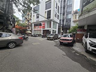 Cho thuê nhà phố đào tấn. dt 100m2x3t. mặt tiền 5m. nhà phân lô ô tô tránh. khu vực kinh doanh đỉnh