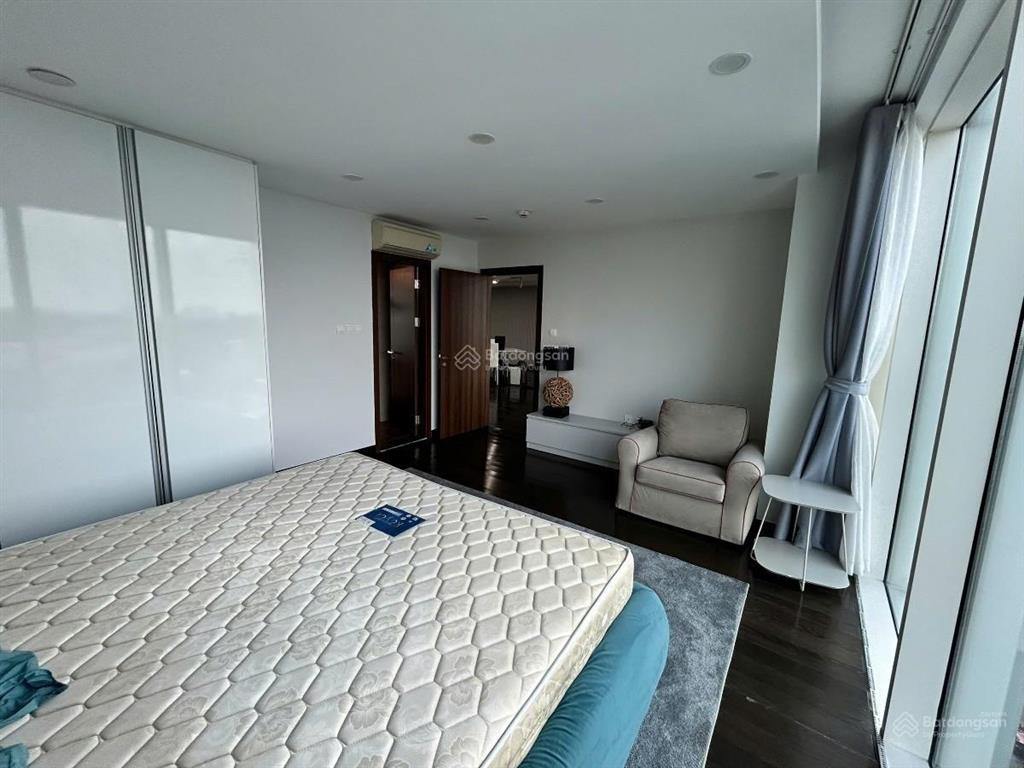 Siêu hiếm. bán chung cư grandeur palace giảng võ. dt 104m2 3 ngủ 2 vs. tầng trung lô góc. ful nt