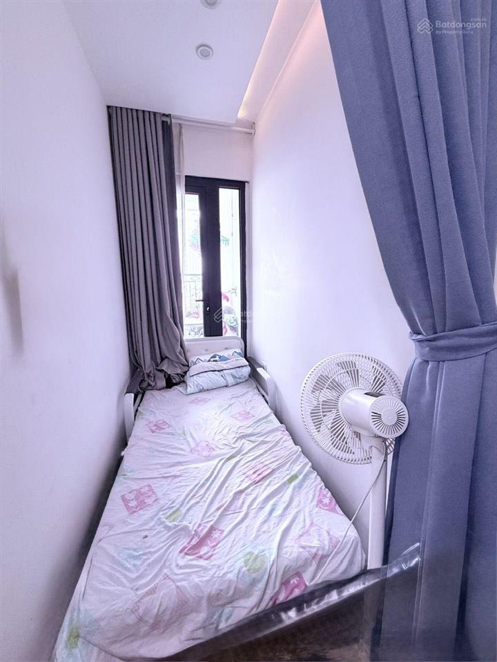 Hiếm nhà bán. bán chung cư b6 giảng võ. dt77m2 thiết kế 2 ngủ 2 vs. tầng cao. full nội thất. ở ngay