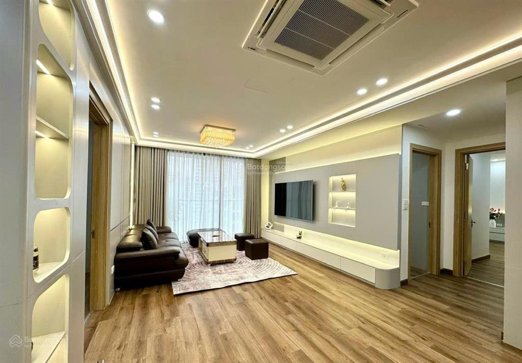 Bán gấp chung cư b6 giảng võ.dt 74m2 thiết kế 2 ngủ 2 vệ sinh.tầng trung thoáng mát. giao dịch ngay