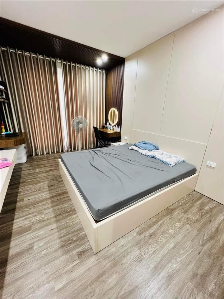 Bán ch chung cư vườn xuân  71 nguyễn chí thanh 110m2 căn góc, có 3pn  2wc view hồ, giá bán nhanh