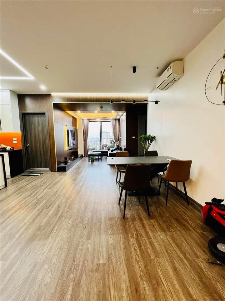Bán ch chung cư vườn xuân  71 nguyễn chí thanh 110m2 căn góc, có 3pn  2wc view hồ, giá bán nhanh