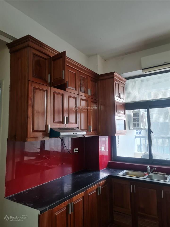 Cho thuê căn hộ chung cư ct2 183 hoàng văn thái 80m2 có 2pn  2wc có đồ, ban công đn, giá 12tr