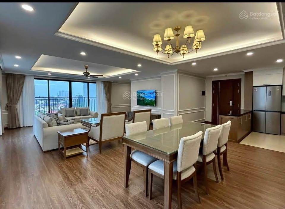 Chính chủ bán căn hộ chung cư n09b2 đtm dịch vọng  thành thái 170m2 có 4pn  3vs căn góc, nhà đẹp