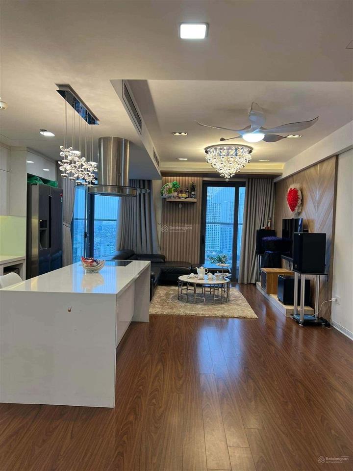 Cho thuê căn hộ tầng 23 chung cư cao cấp center point  110 cầu giấy, 77m2 có 2pn  2wc giá 15tr/th