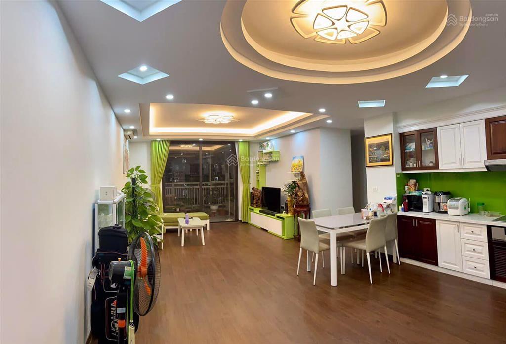 Cần cho thuê căn hộ chung cư hei tower  ngụy như kon tum 90m2 có 2pn  2wc có slot ô tô. giá 13tr