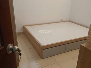 Cho thuê căn hộ chung cư ct2b hoàng cầu 64m2 có 2pn  1wc 2 ban công... giá 10tr   0971 666 ***