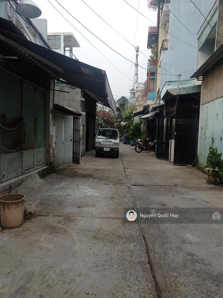 Nhà 4 tầng 95.4m2 hoàn công đầy đủ  đường ô  tô tới nhà chỉ 6,3 tỷ