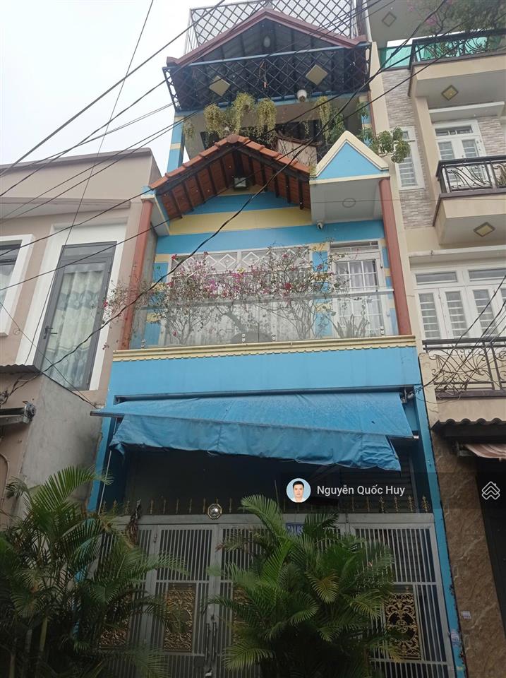 Nhà 4 tầng 95.4m2 hoàn công đầy đủ  đường ô  tô tới nhà chỉ 6,3 tỷ