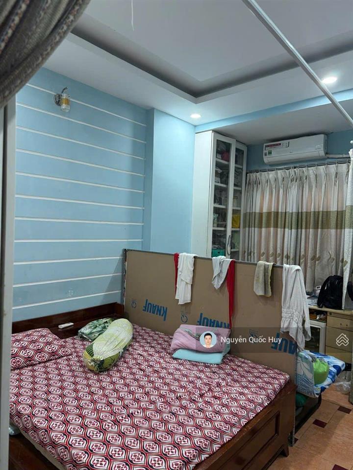 Nhà 4 tầng 95.4m2 hoàn công đầy đủ  đường ô  tô tới nhà chỉ 6,3 tỷ