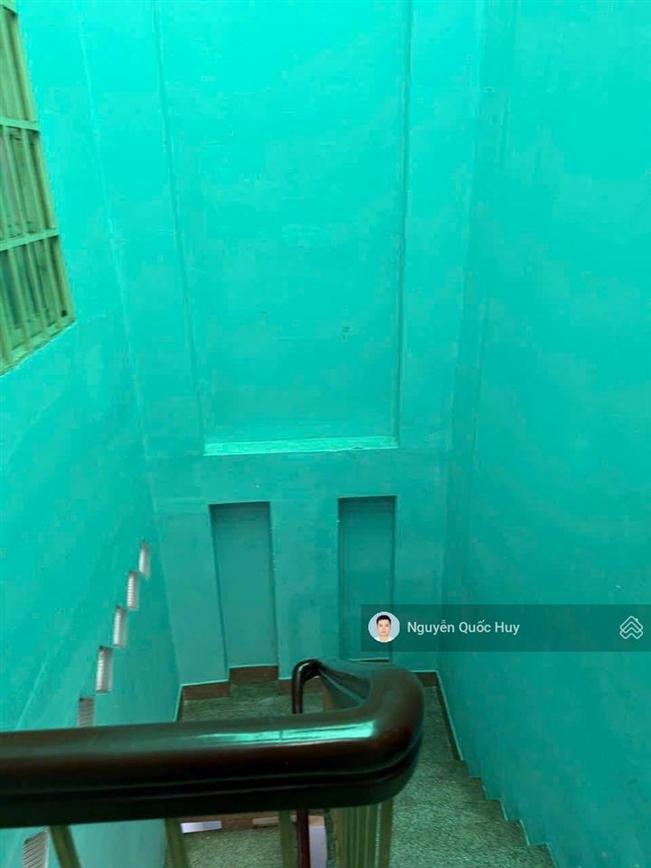 Nhà 4 tầng 95.4m2 hoàn công đầy đủ  đường ô  tô tới nhà chỉ 6,3 tỷ