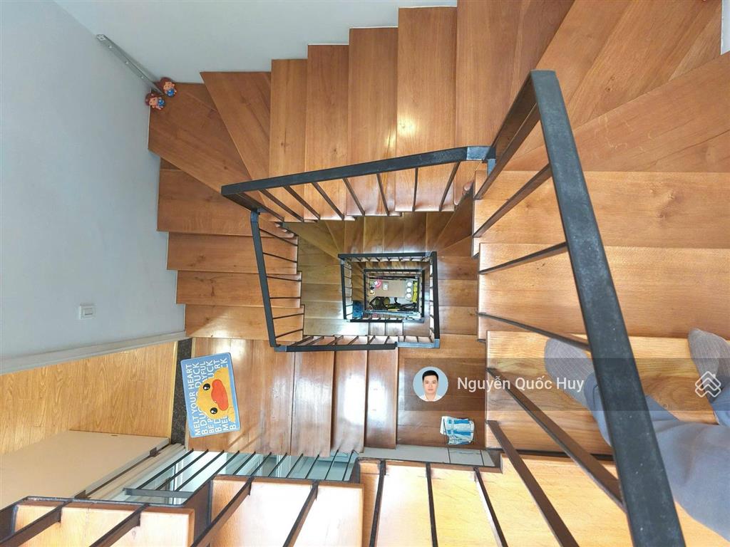 Nhà đẹp 5 tầng sát trường sa  ô tô ngủ nhà  58m2 chỉ 14,x tỷ