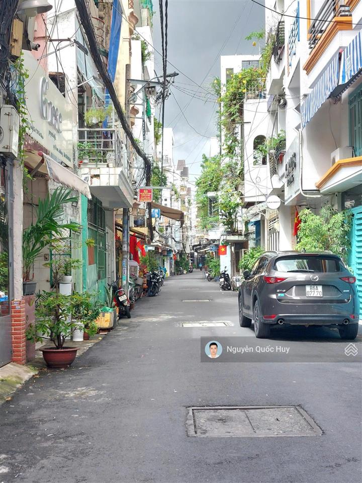 Nhà đẹp 5 tầng sát trường sa  ô tô ngủ nhà  58m2 chỉ 14,x tỷ