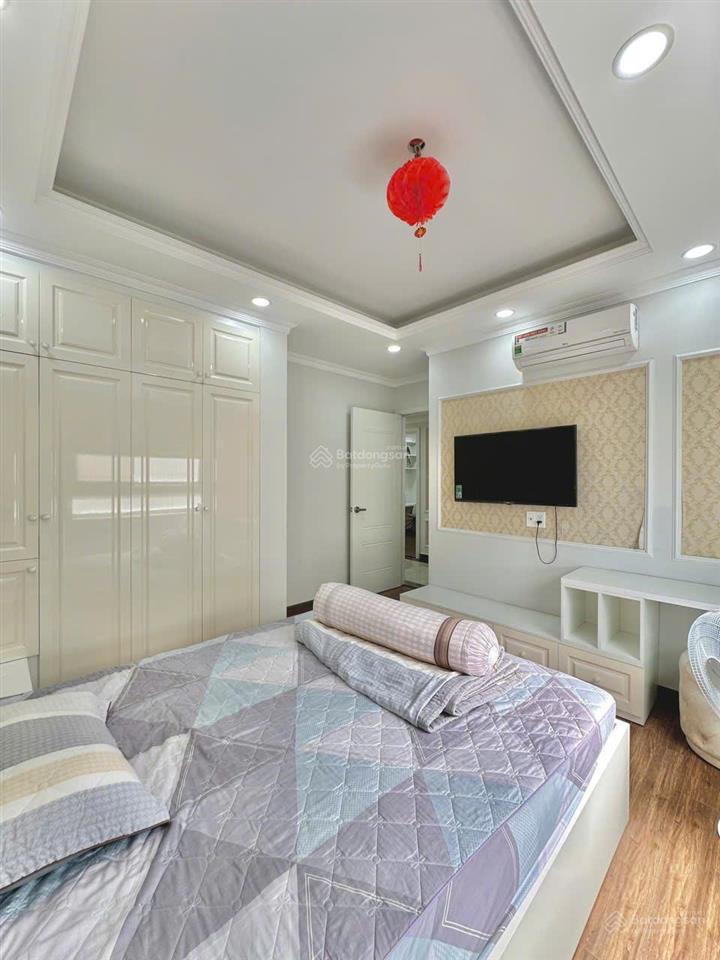 Ch 123m2 full nội thất cao cấp  ngay phú mỹ hưng chỉ 62tr/m2