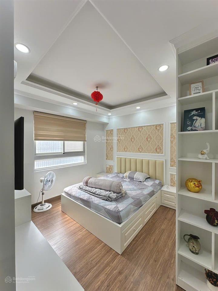 Ch 123m2 full nội thất cao cấp  ngay phú mỹ hưng chỉ 62tr/m2