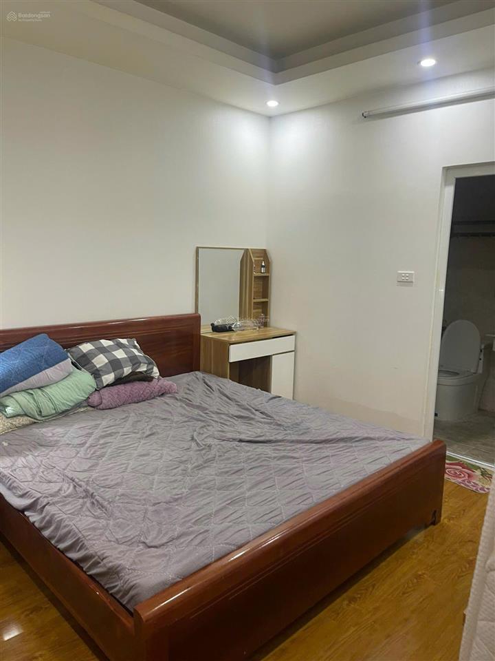 Chính chủ bán cc gemek tower, 4,35 tỷ, 69m2, 2pn, 2wc, pháp lý sổ đỏ cất két , tại hoài đức, hà nội