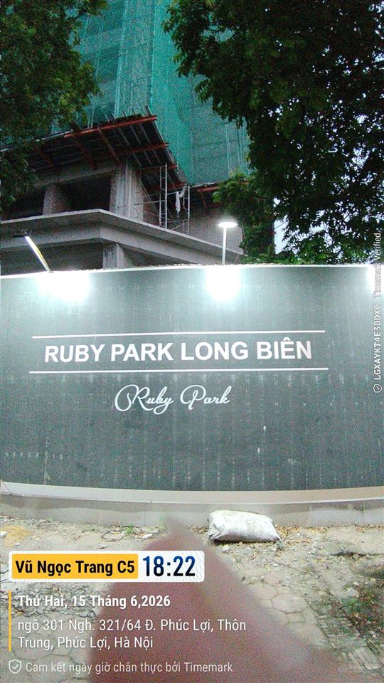 Trực tiếp cđt căn 3 ngủ góc vuông vắn view đẹp. nằm trên đường phúc lợi đối diện vincom