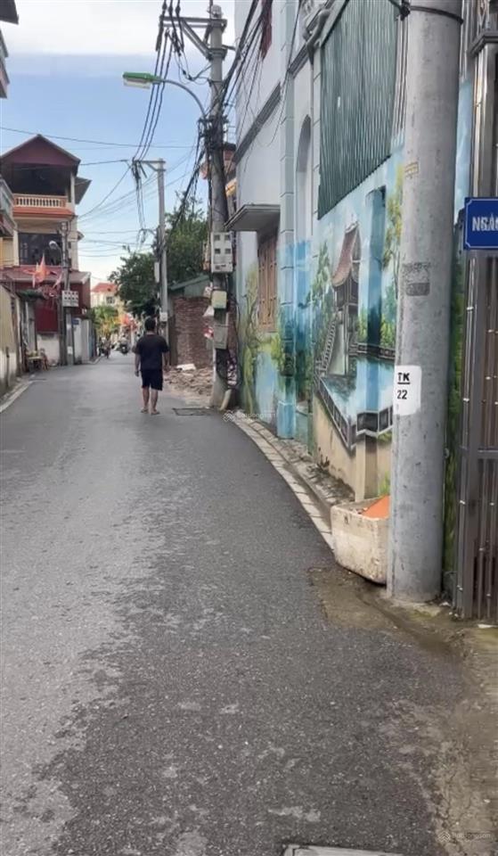 Cần tiền, dù biết thị trường đóng băng vẫn bán lô đất cha ông 155m2  chỉ 20tr/m2.