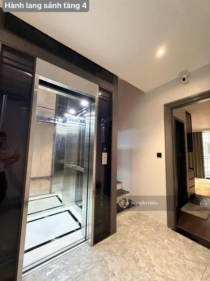 Bán nhà đội cấn, gara ô tô, ngõ thông, 7t x mt5.2 x 58m2, xây mới bề thế, thang máy, nội thất vip