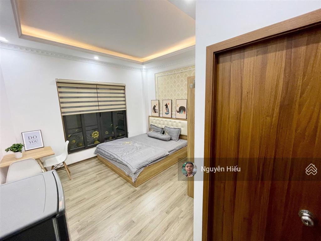 Cho thuê phòng hoàng hoa thám, ban công, đủ nội thất, pccc tốt, tiện đi lại, chỉ 4.x triệu